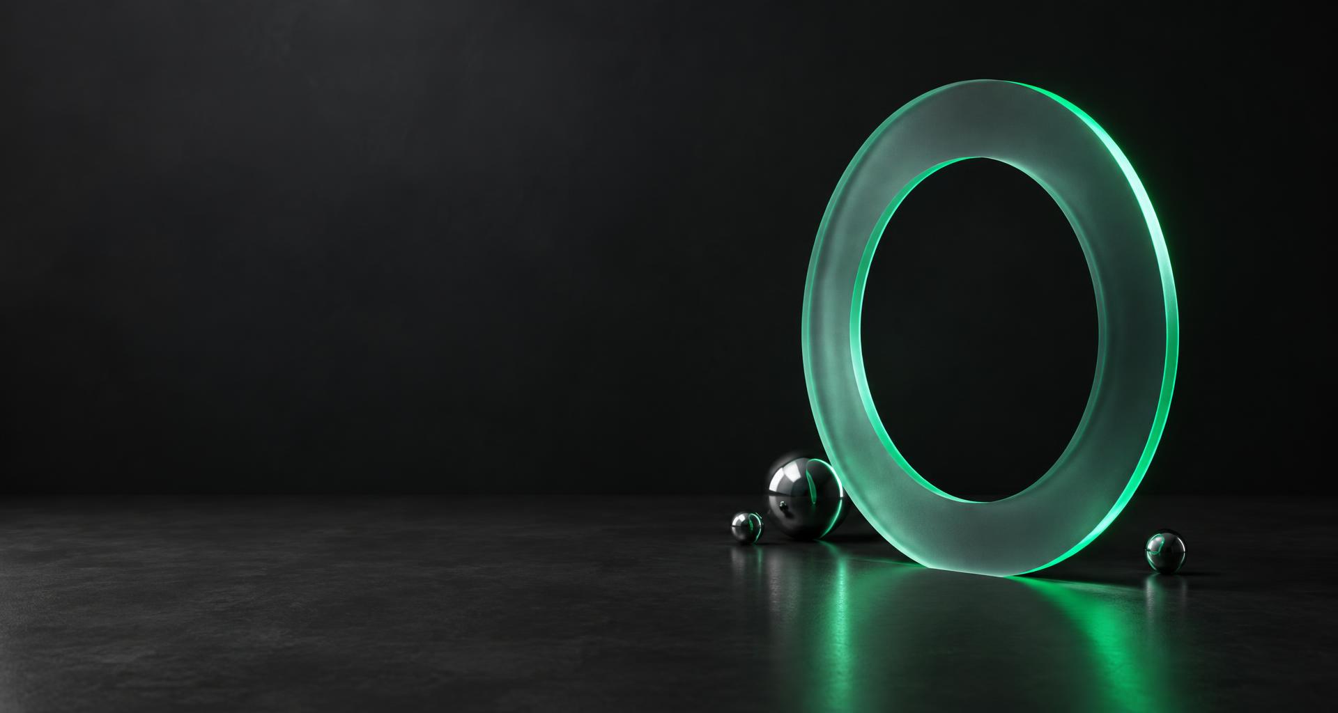 Anel de vidro iluminado em verde, representando conexão e inteligência